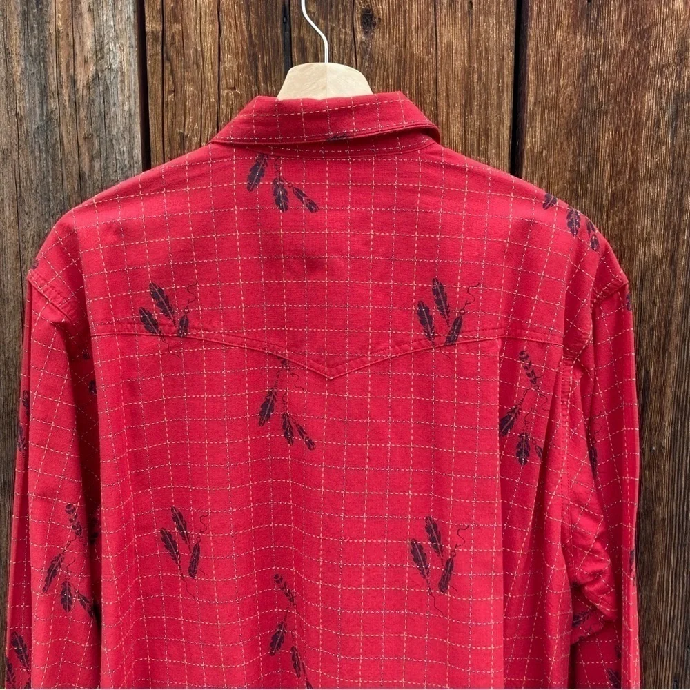 Vintage Wrangler Red feather pattern Button Up Shirt Size XL women's - Picture 6 of 12